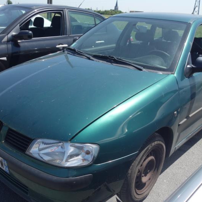 Vitre avant droit SEAT IBIZA 2 Photo n°6