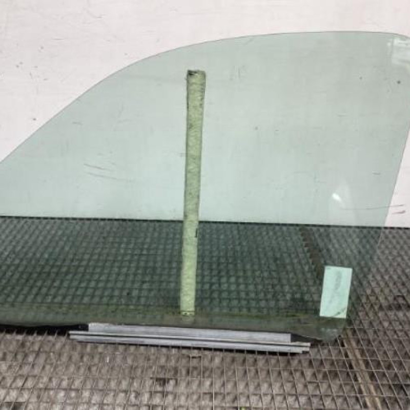 Vitre avant droit RENAULT KANGOO 1 Photo n°6