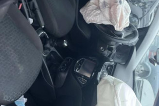 Vitre arriere droit OPEL CORSA E