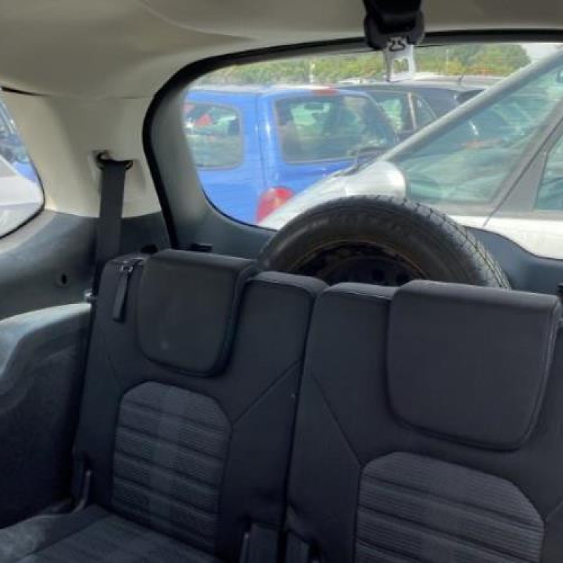 Vitre arriere droit FORD GALAXY 3 Photo n°17