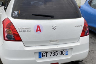 SUZUKI SWIFT 3 1.3i - 16V