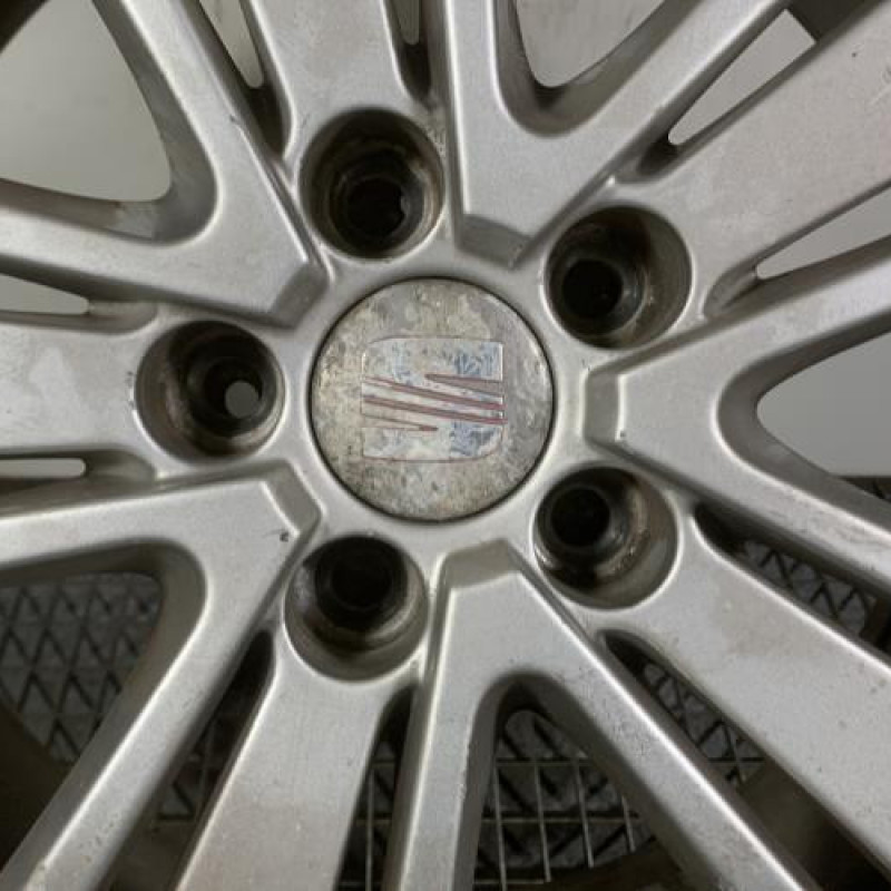 Jante SEAT IBIZA 4 Photo n°2