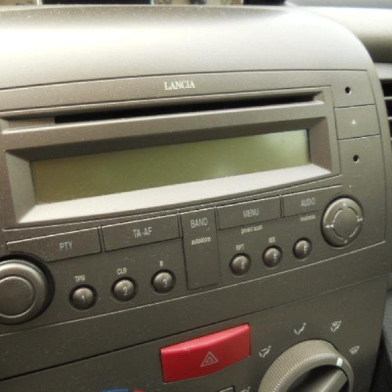 Feu arriere principal droit (feux) LANCIA YPSILON 4 Photo n°10