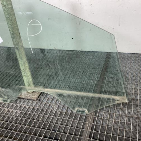 Vitre avant droit VOLKSWAGEN POLO 5