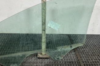 Vitre avant droit VOLKSWAGEN POLO 5