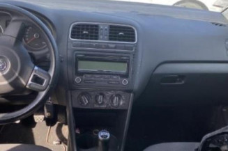 Vitre avant droit VOLKSWAGEN POLO 5