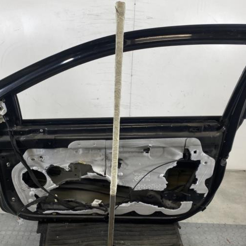 Porte avant droit RENAULT CLIO 3 Photo n°8
