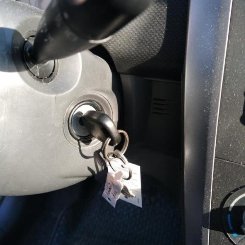 Vase de lave glace OPEL AGILA B Photo n°17