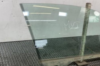 Vitre avant droit BMW SERIE 1 F21