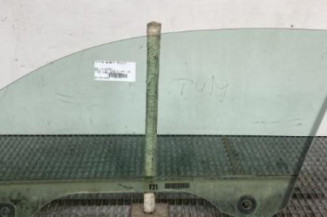 Vitre avant droit BMW SERIE 1 F21