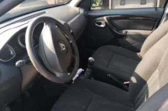 Vitre arriere droit DACIA DUSTER 1