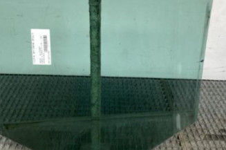 Vitre arriere droit SKODA FABIA 2