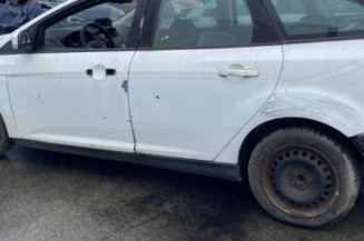 Feu arriere secondaire gauche (feux) FORD FOCUS 3