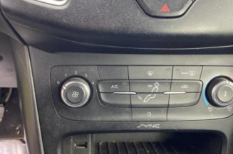 Feu arriere secondaire gauche (feux) FORD FOCUS 3