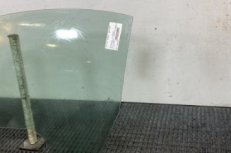 Vitre avant gauche MITSUBISHI COLT 6