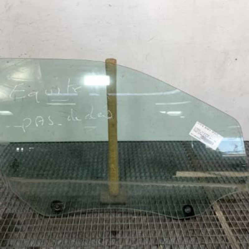 Vitre avant droit CITROEN C4 CACTUS Photo n°1