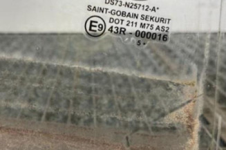Vitre arriere droit FORD MONDEO 4
