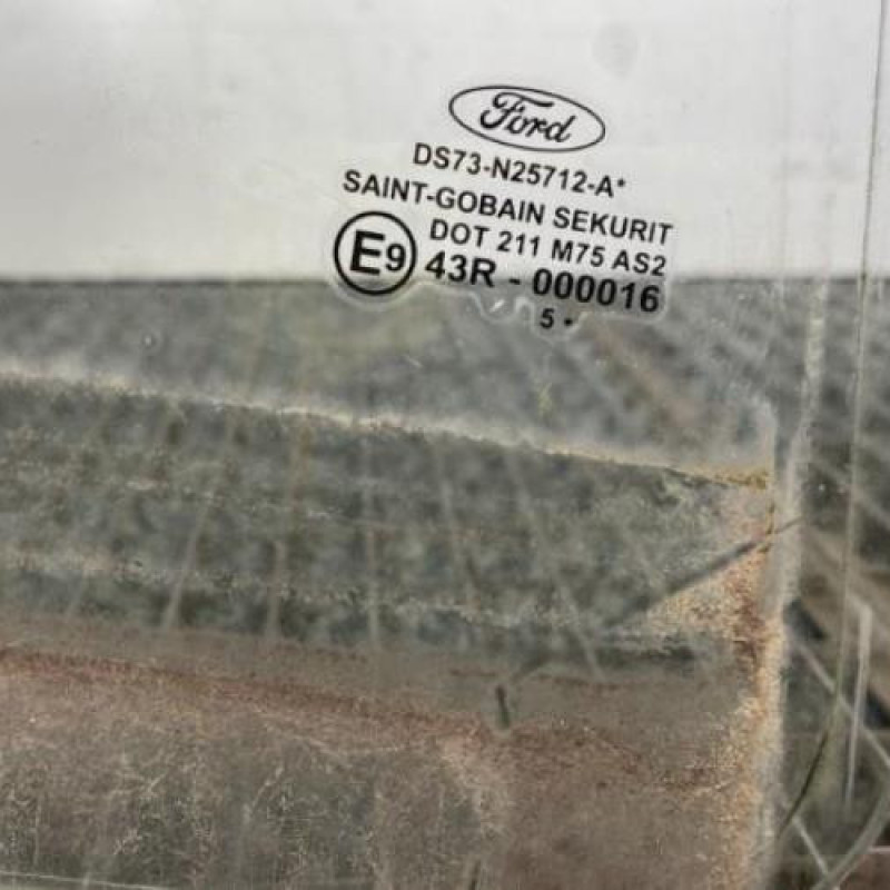 Vitre arriere droit FORD MONDEO 4 Photo n°3