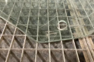 Vitre avant droit FORD MONDEO 4