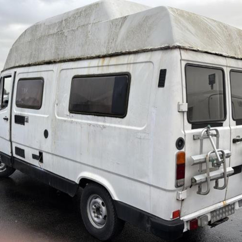 Calandre MERCEDES SERIE L 601 Photo n°8