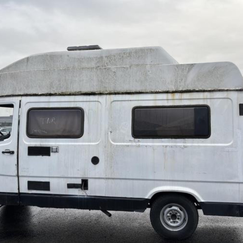 Calandre MERCEDES SERIE L 601 Photo n°9