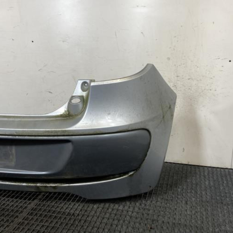 Pare choc arriere MITSUBISHI COLT 6 Photo n°3