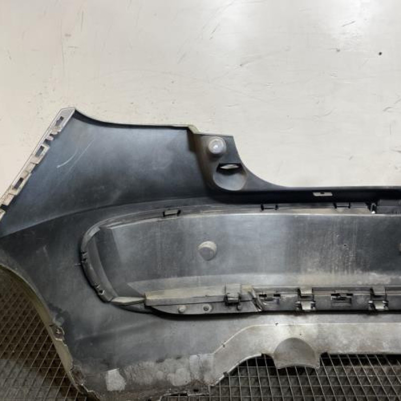 Pare choc arriere MITSUBISHI COLT 6 Photo n°6