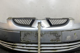 Pare choc avant MITSUBISHI COLT 6 Photo n°1