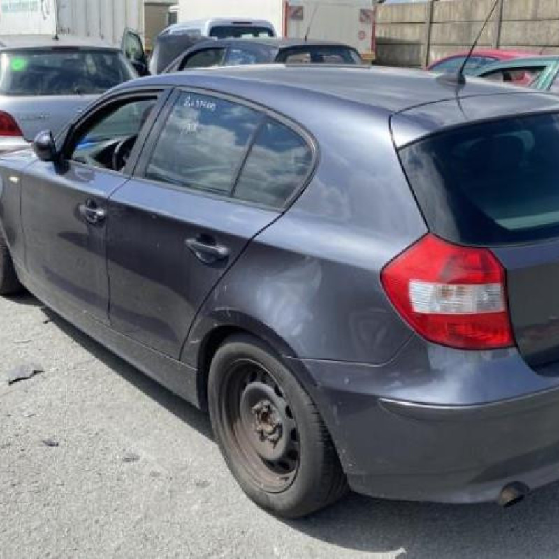 Porte avant droit BMW SERIE 1 E87 Photo n°9