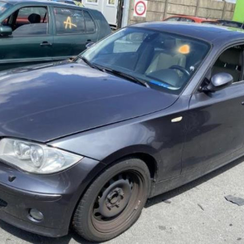 Porte avant droit BMW SERIE 1 E87 Photo n°15