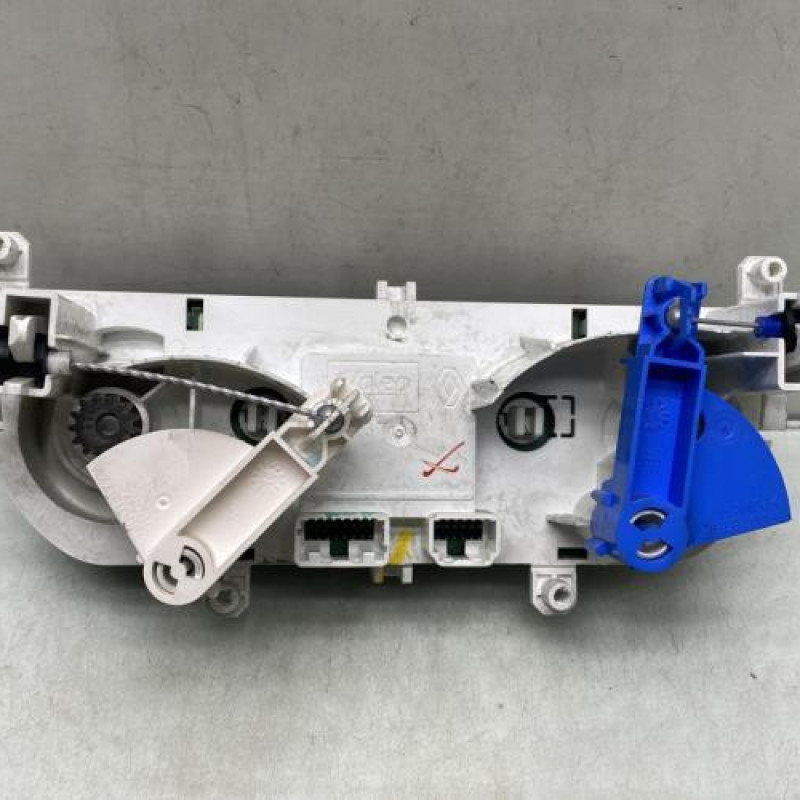 Commande chauffage RENAULT CLIO 4 Photo n°4