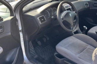 Serrure avant droit PEUGEOT 307
