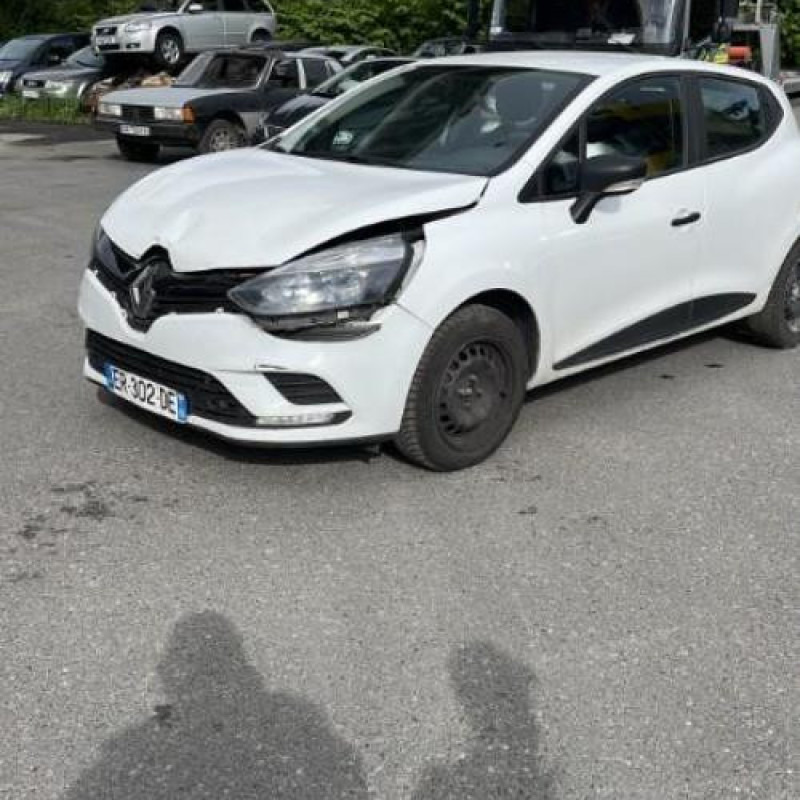 Ceinture avant gauche RENAULT CLIO 4 Photo n°1