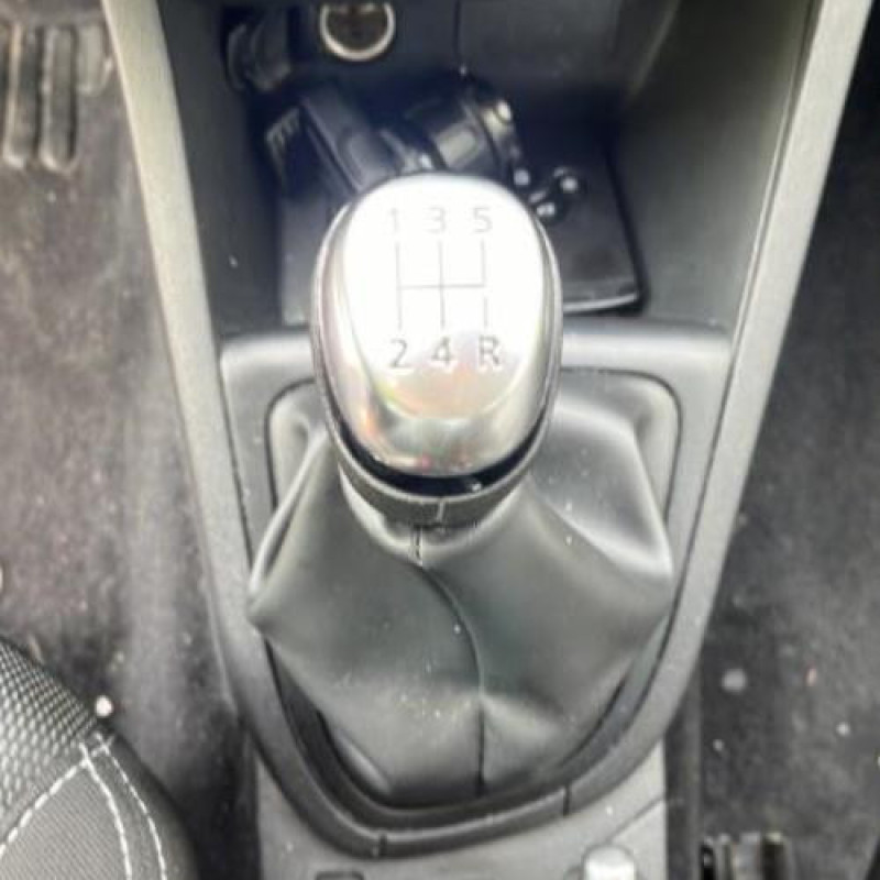 Ceinture avant gauche RENAULT CLIO 4 Photo n°7