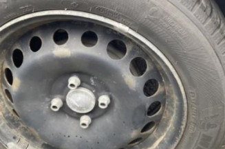 Pretensionneur de ceinture avant gauche RENAULT CLIO 4