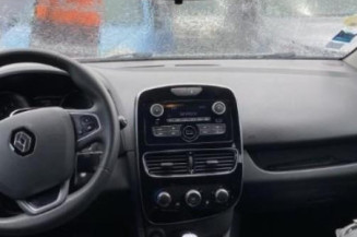 Pretensionneur de ceinture avant gauche RENAULT CLIO 4