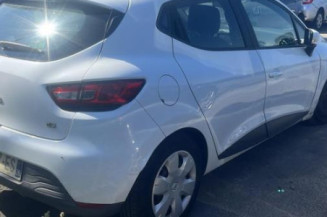 Pretensionneur de ceinture avant gauche RENAULT CLIO 4