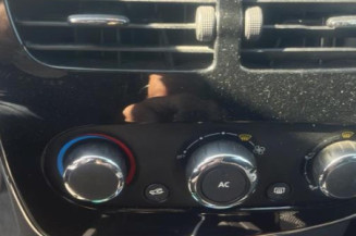 Pretensionneur de ceinture avant gauche RENAULT CLIO 4
