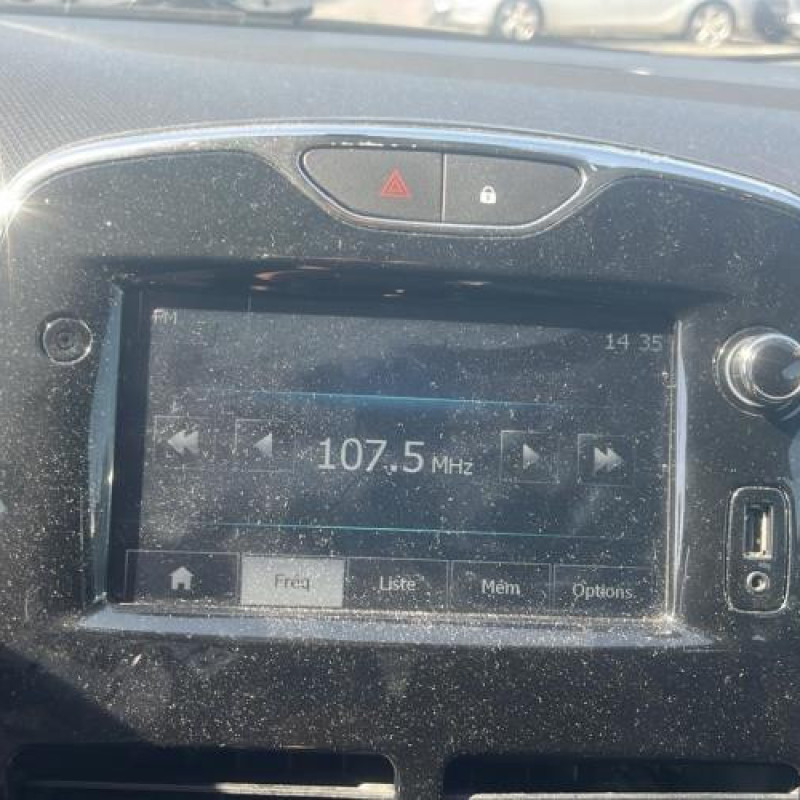 Moteur essuie glace arriere RENAULT CLIO 4 Photo n°9