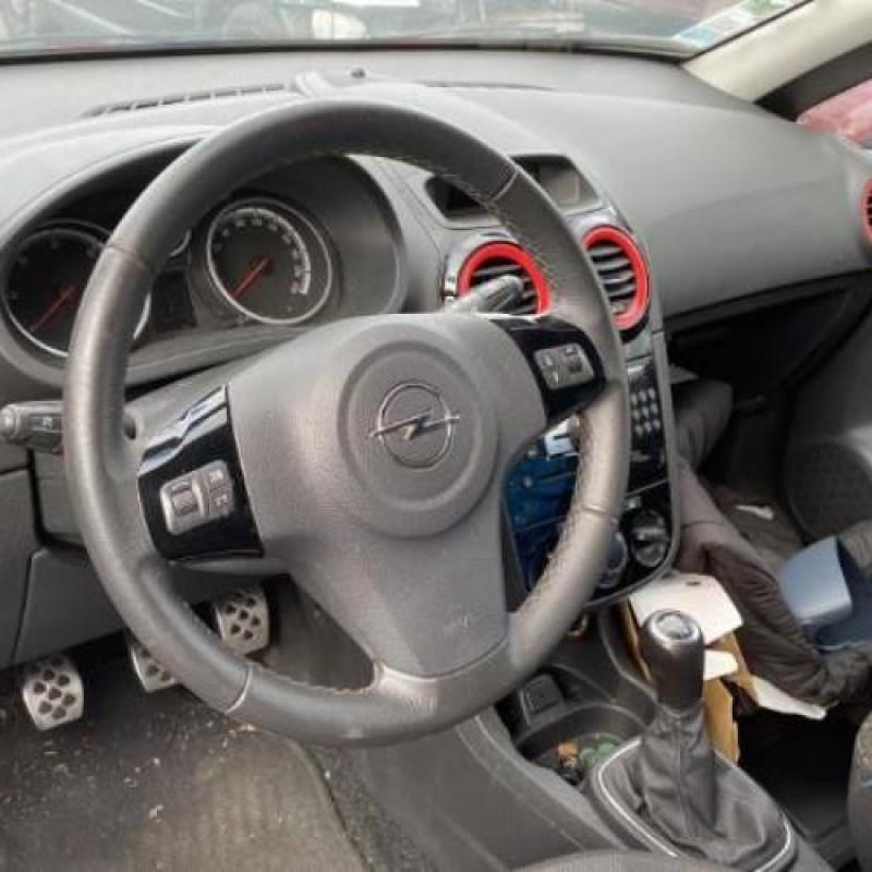 Feu arriere principal droit (feux) OPEL CORSA D Photo n°12