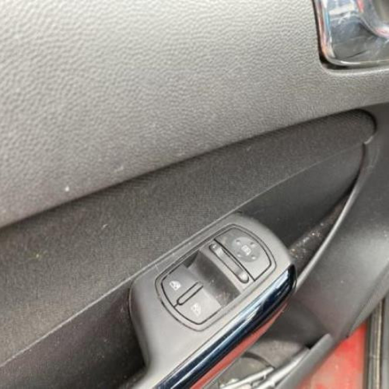 Moto ventilateur radiateur OPEL CORSA D Photo n°9