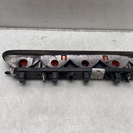 Feu arriere stop central PEUGEOT 206+