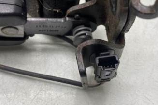 Attache ceinture arriere gauche RENAULT MEGANE 3