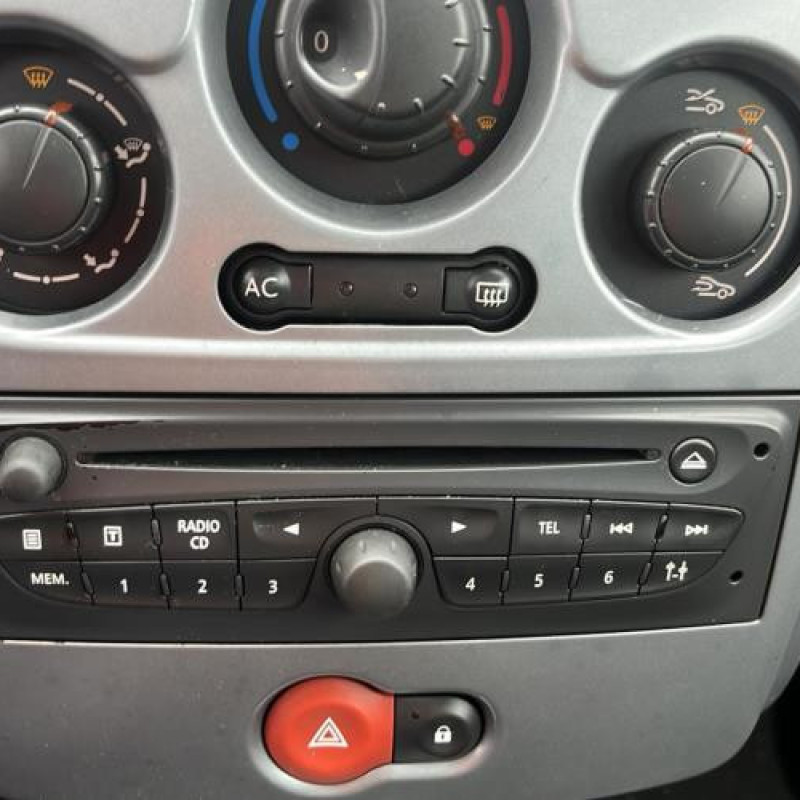 Antenne RENAULT CLIO 3 Photo n°9