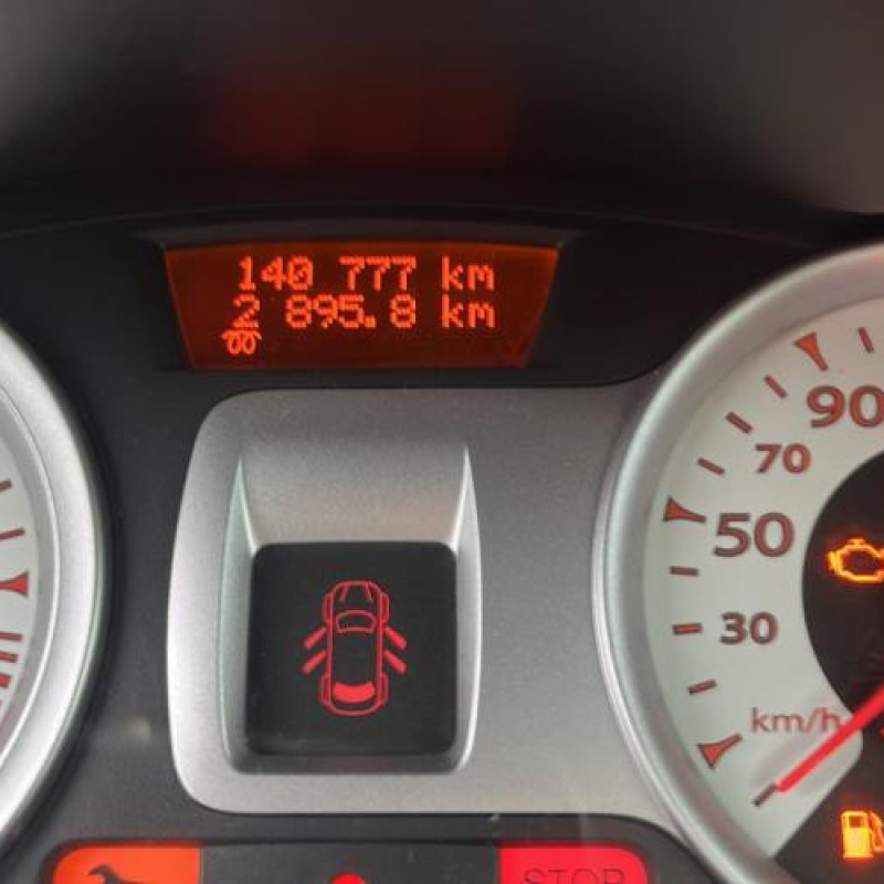 Antenne RENAULT CLIO 3 Photo n°10