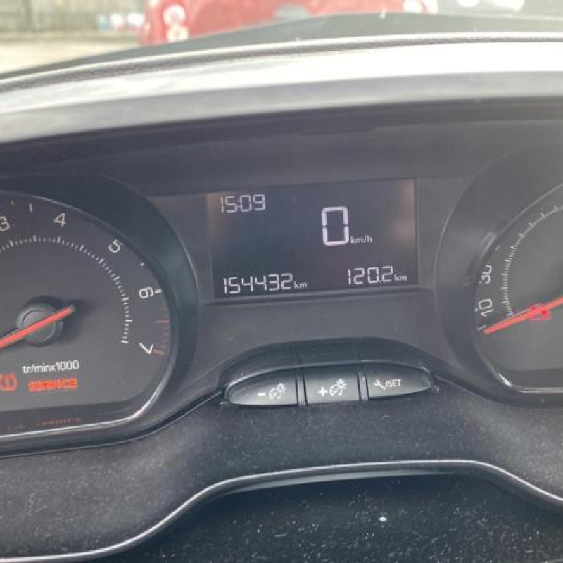 Boitier air bag PEUGEOT 208 1 Photo n°18