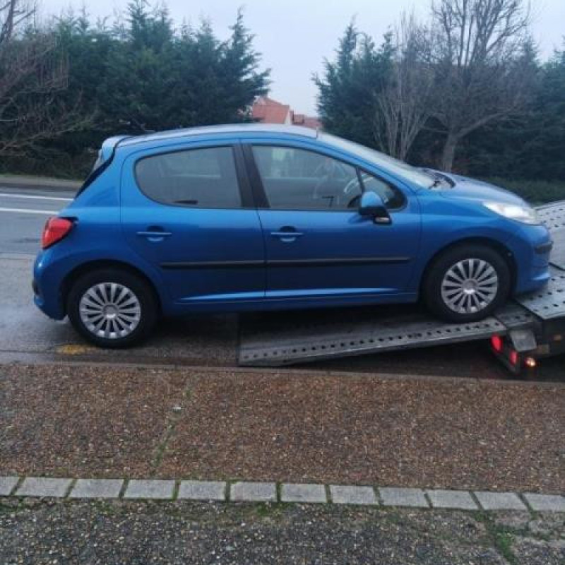 Moteur essuie glace avant PEUGEOT 207 Photo n°9