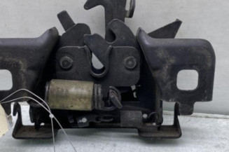 Fermeture de capot RENAULT CLIO 4