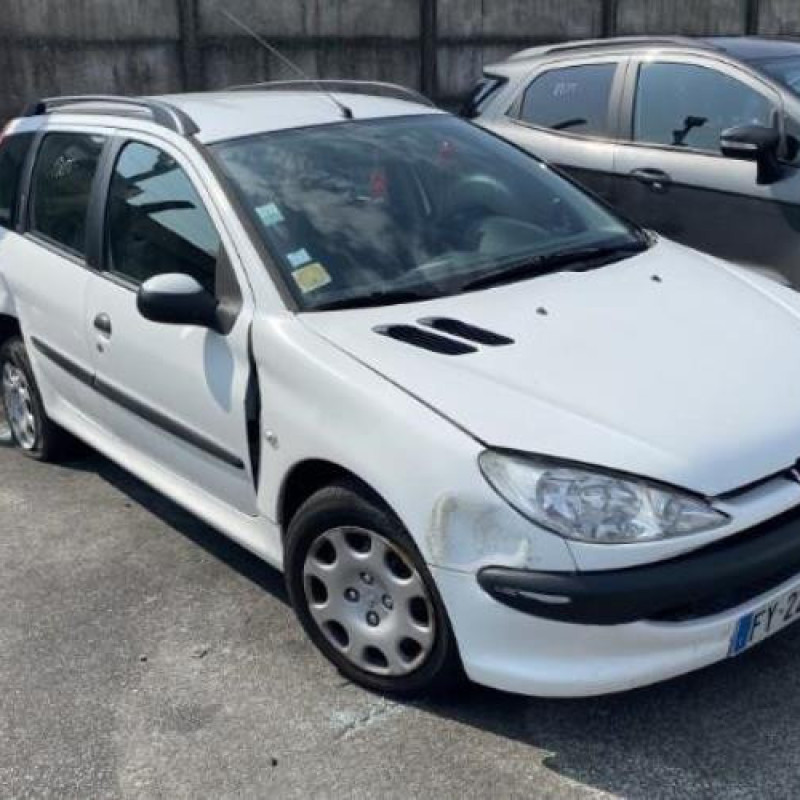 Verin de lunette arriere PEUGEOT 206 Photo n°6