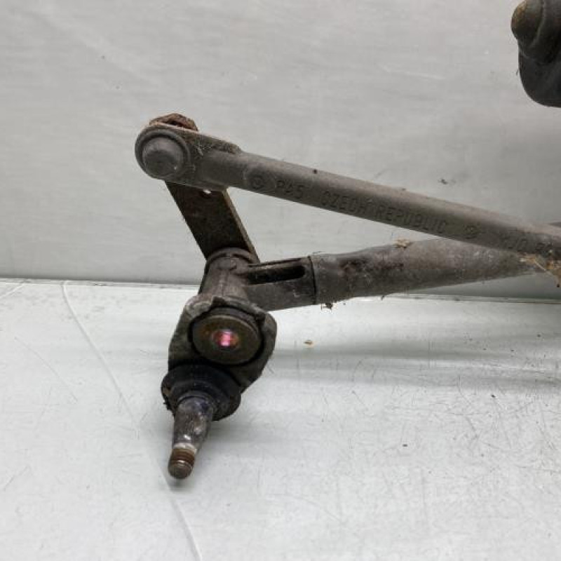 Moteur essuie glace arriere SKODA OCTAVIA 1 Photo n°2